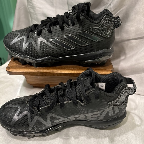 Adidas Freak Spark Football Cleats Youth Size 2 Black Mid GZ6889 - Picture 1 of 12